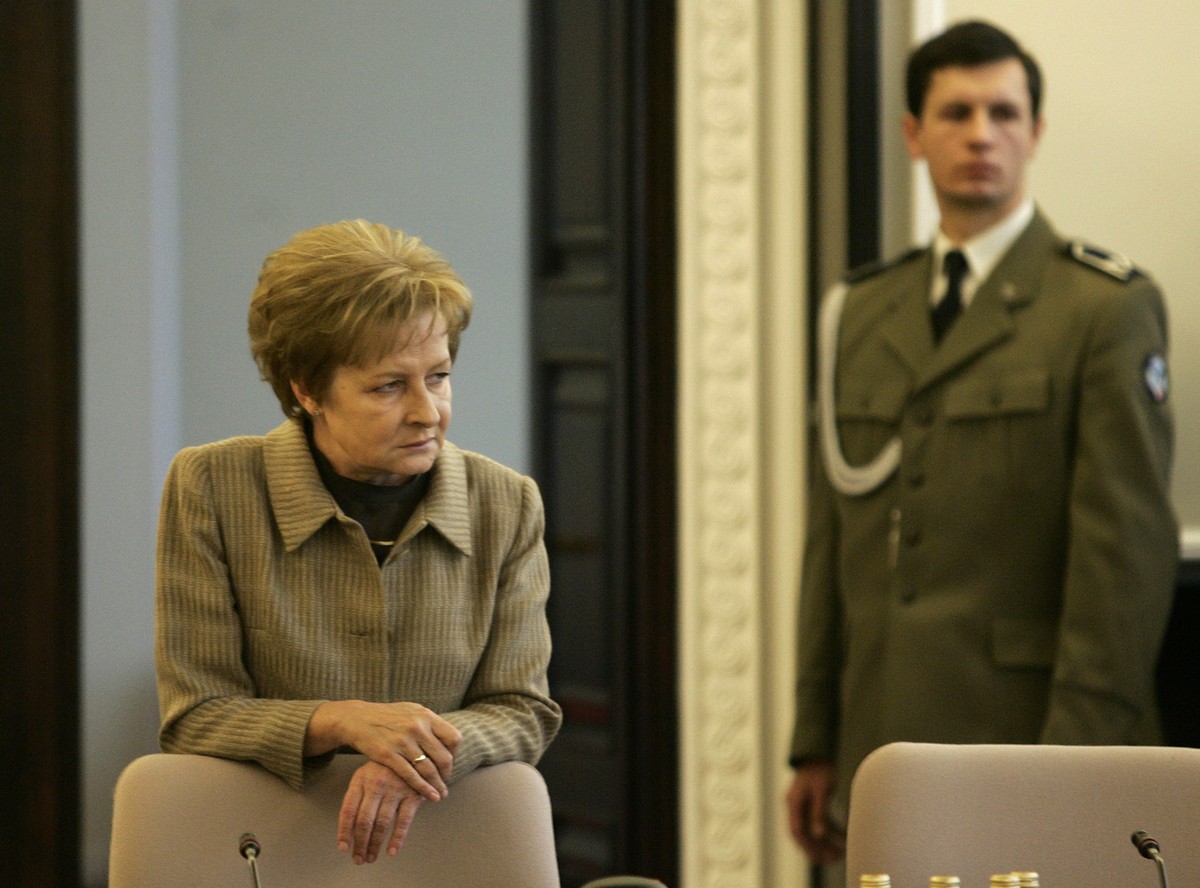 30.10.2007 Warszawa Kancelaria Prezesa Rady Ministrow posiedzenie rzadu Nz Zyta Gilowska

fot.Michal Rozbicki