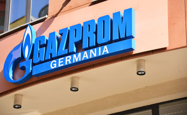 Gazprom tnie gałąź, na której siedzi, ale na razie zarabia nieźle