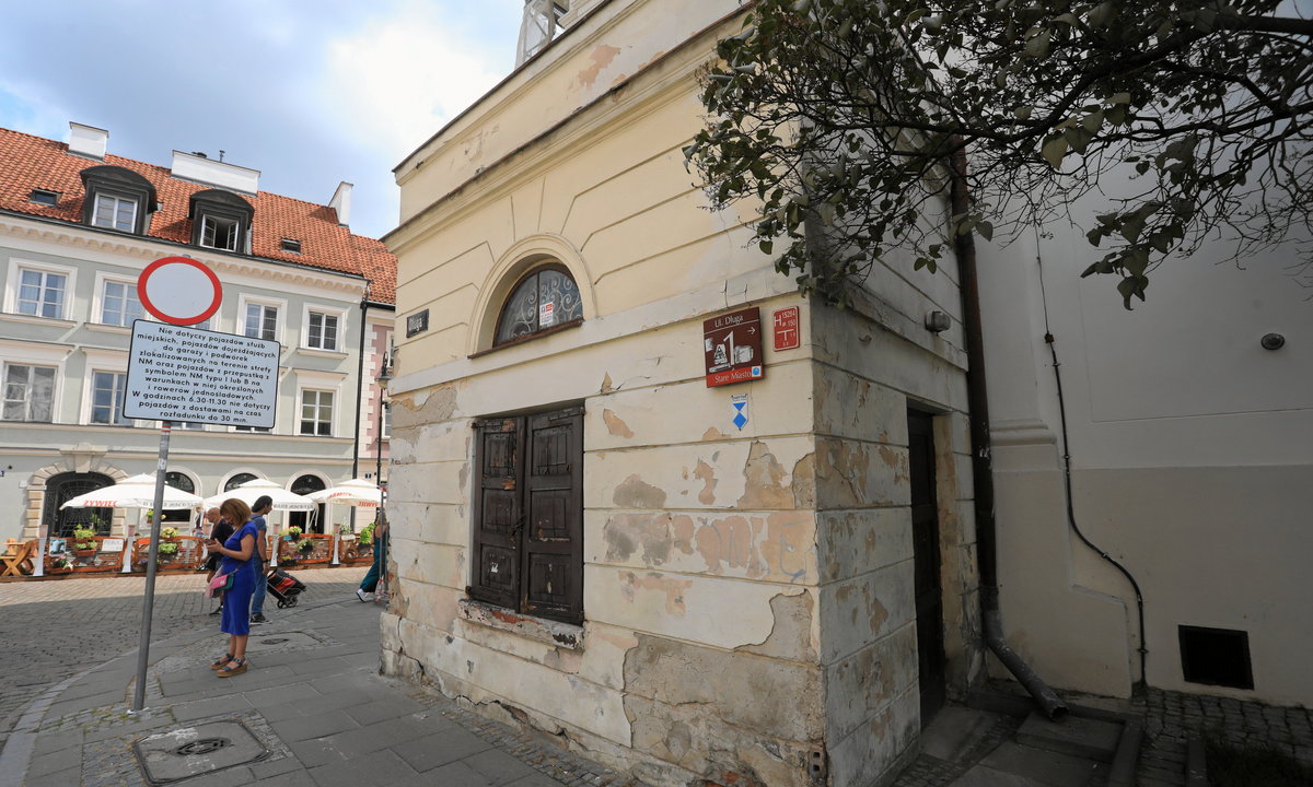 Zakon kupił najmniejszy budynek Warszawy. Cena niższa niż za mikrokawalerkę