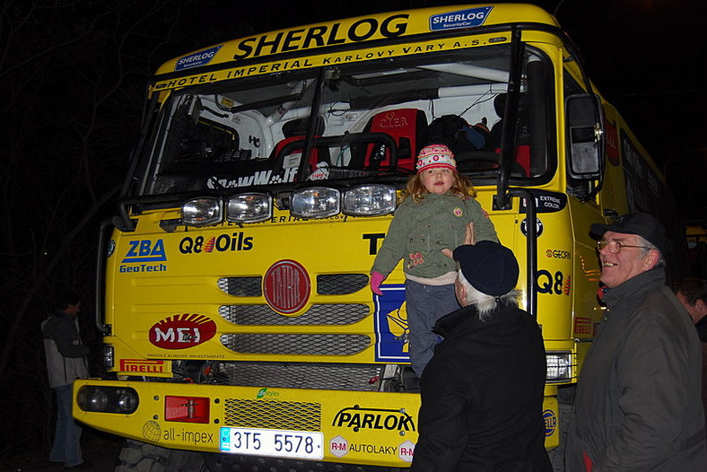 Rajd Dakar 2008: Loprais Tatra Team już w drodze do Lizbony