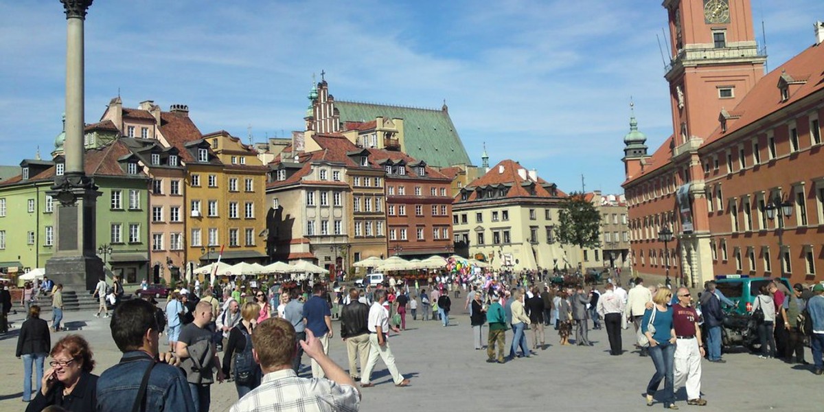 Inflacja cen usług w Polsce dynamicznie rośnie. Za usługi medyczne płacimy już ponad 6 proc. więcej niż rok temu. Problemem jest fakt, że ten rodzaj inflacji jest trwały i nie należy spodziewać się w najbliższych miesiącach spadku cen.