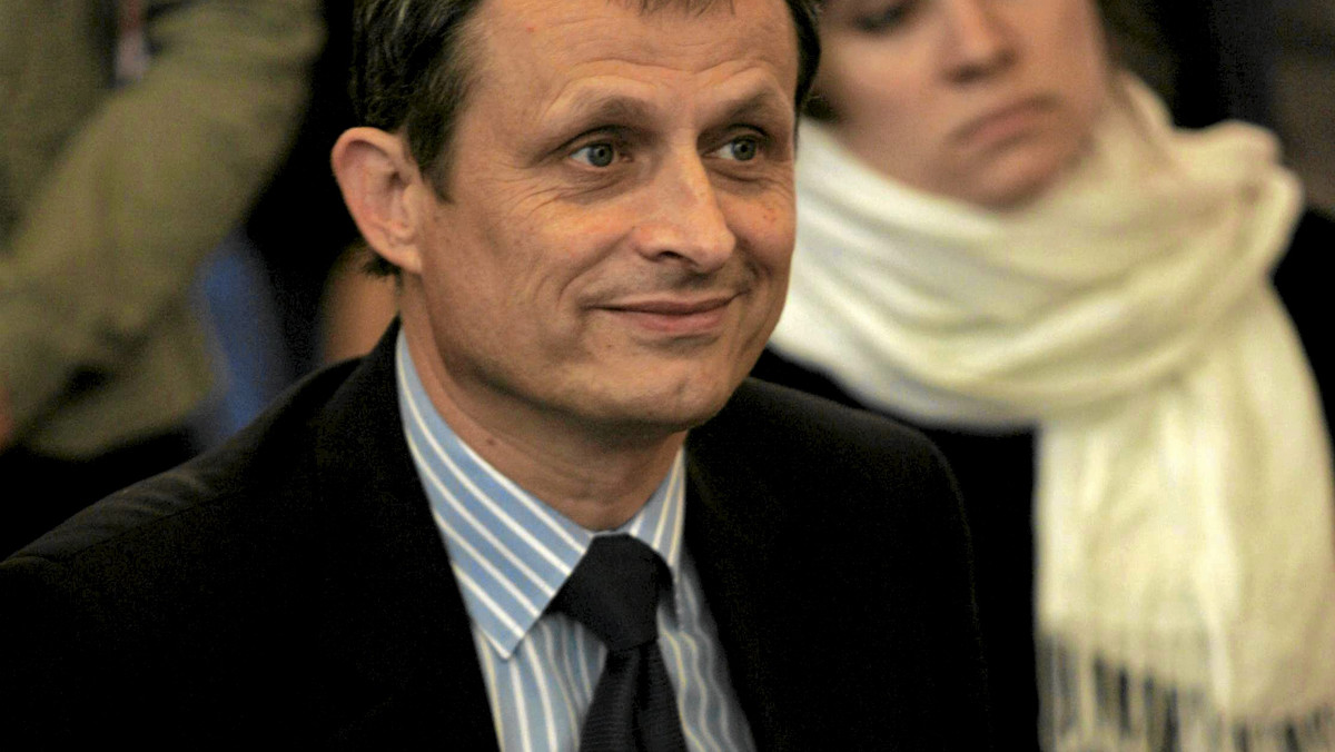 Wiceminister skarbu państwa Zdzisław Gawlik będzie kandydatem Platformy Obywatelskiej do Senatu w okręgu rzeszowskim - poinformowano w dzisiaj podczas konferencji prasowej PO w Rzeszowie.