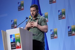 'Ustalenia szczytu NATO w Wilnie ws. Ukrainy są porażką Sojuszu'