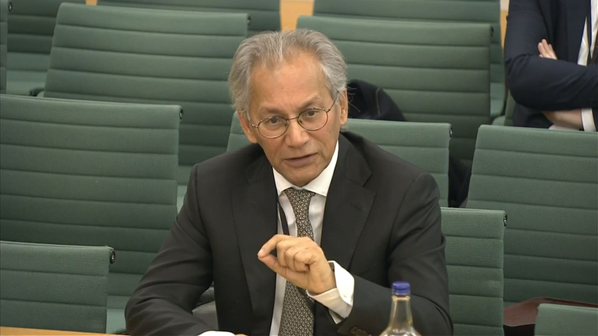 BBC chiefs Davie and Turness resign over Trump speech editing controversy