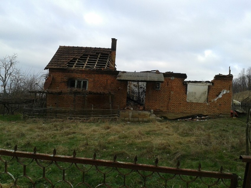 Kuća u kojoj su stradali otac i sin