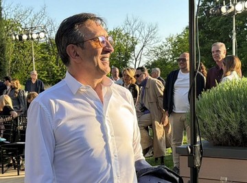 NJIH TROJE SU RASKINULI UGOVOR SA GRANDOM: "Morao je da angažuje advokate da bi se raskinuo jer nije bio raskidiv!"