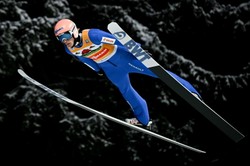 Kubacki nie tylko liderem PŚ w skokach. Ile zarabia polski skoczek?