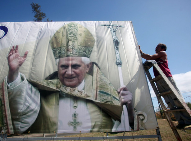 Prasa o pielgrzymce na Kubę: papież zdał egzamin