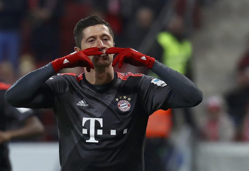 Robert Lewandowski znów niedoceniony! "Marca" skrzywdziła Polaka