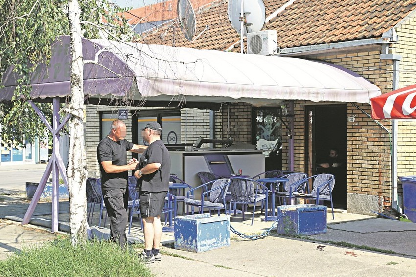 Krv: Igor M. ranjen je u bašti „Kaspera“