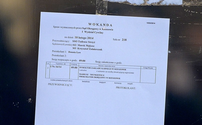 Wokanda w Sądzie Okręgowym w Rzeszowie przed rozprawą ws. Mariusza Trynkiewicza