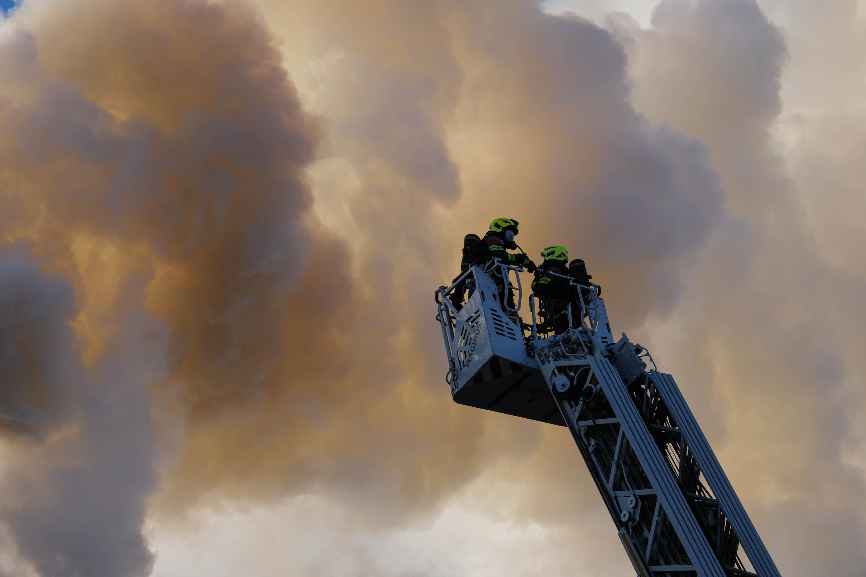 10 osób zginęło w Wigilię: Pożary, wypadki i zatrucia czadem w Polsce