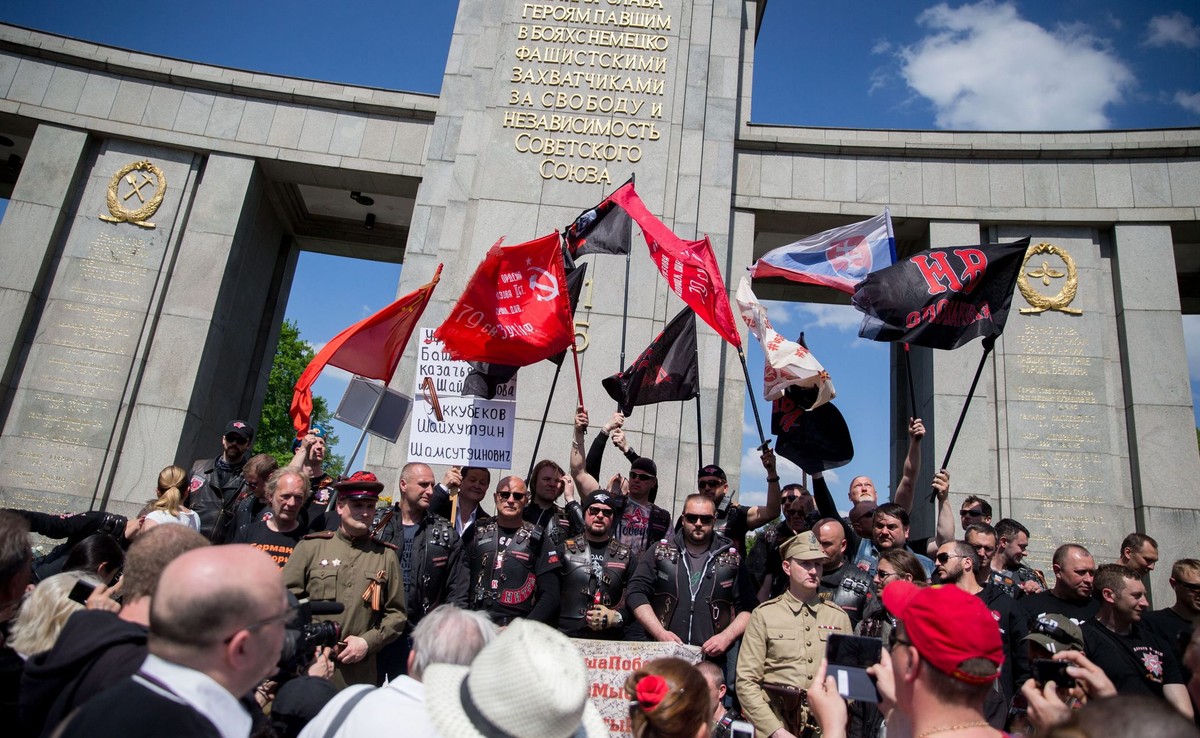 Nocne Wilki w Berlinie