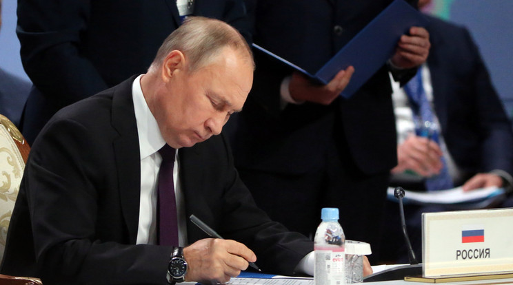 Az orosz elnök rendkívüli bejelentést tett / Fotó: MTI/EPA/Szputnyik/Orosz elnöki sajtószolgálat/Konsztantyin Zavrazsin