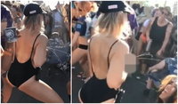 Anyatejével spriccelte le a bulizókat egy nő egy fesztiválon - videó