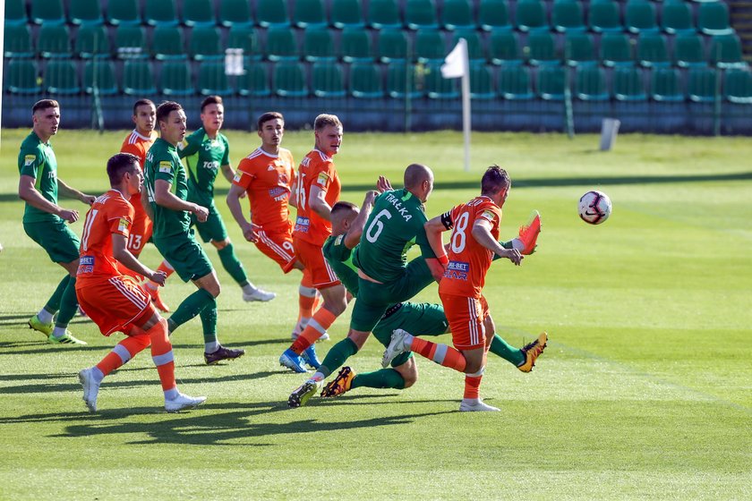 Drużyny z miejsc od trzeciego do szóstego z zakończonego przed kilkoma dniami sezonu I ligi staną do barażów o awans do ekstraklasy.