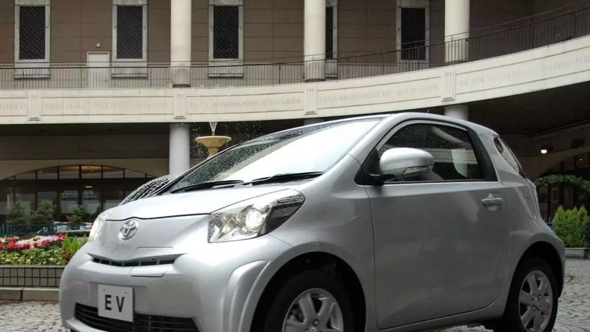 Elektryczna Toyota iQ w Genewie