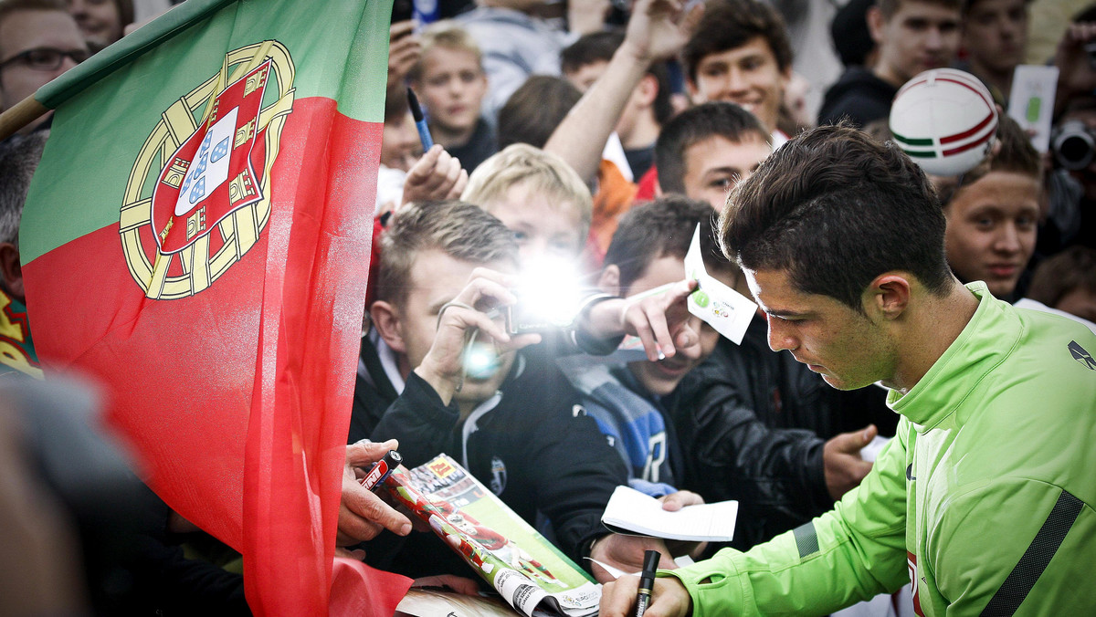 Mieszkańcy 10-tysięcznej Opalenicy są dumni, że mogą gościć piłkarską reprezentację Portugalii. Nie ukrywają, że dzięki temu ich miasteczko stało się znane na całą Europę i wierzą, że po mistrzostwach kontynentu nie zostanie zapomniane.