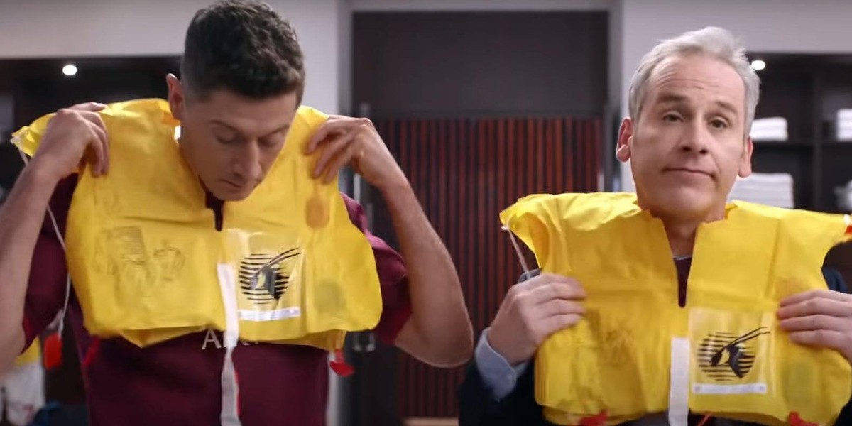 Robert Lewandowski w reklamie Qatar Airways