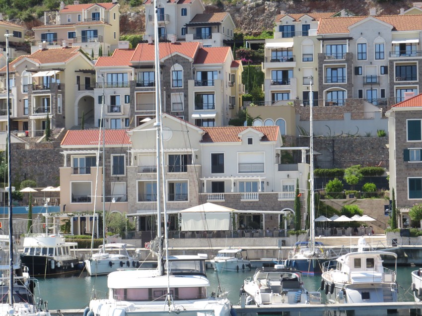 Luksuzni apartmani Divca