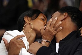 "Zatekao sam ga sa DRUGIM MUŠKARCEM, muškost mu je KAO MALI PRST NA NOZI",  pričali da je GEJ, žena javno priznala da ga je VARALA i sad su zajedno: Svet se čudi BIZARNOM ODNOSU, ali oni se ne razilaze