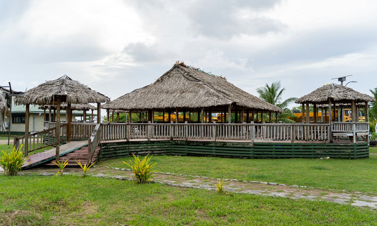 Właśnie zainstalowali pierwsze bankomaty. Historyczny przełom na Pacyfiku