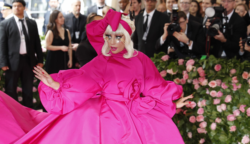 MET Gala 2019: Lady Gaga na czerwonym dywanie