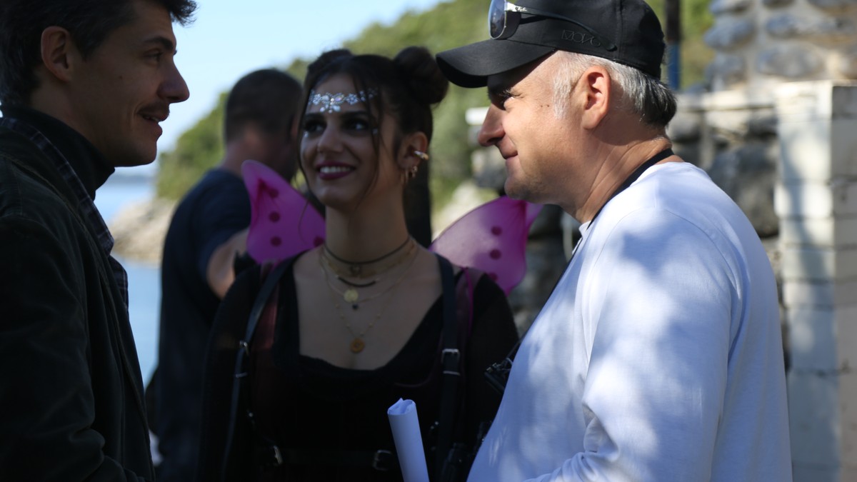 Serija "Zvaćeš se Varvara"