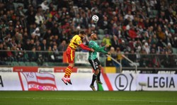 Władze polskiej Ekstraklasy rozważają aż 12 wariantów wznowienia rozgrywek