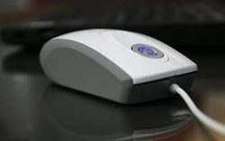 Mysz LG przeniesie Cię w czasie