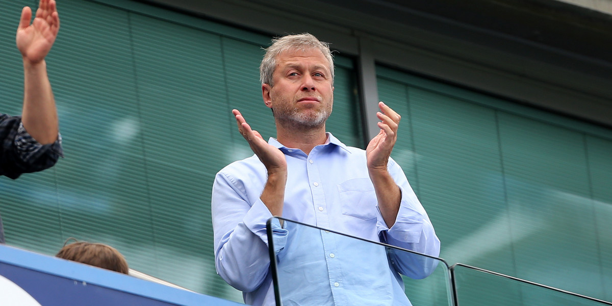 Pieniądze ze sprzedaży Chelsea zostaną przekazane na pomoc Ukrainie. 