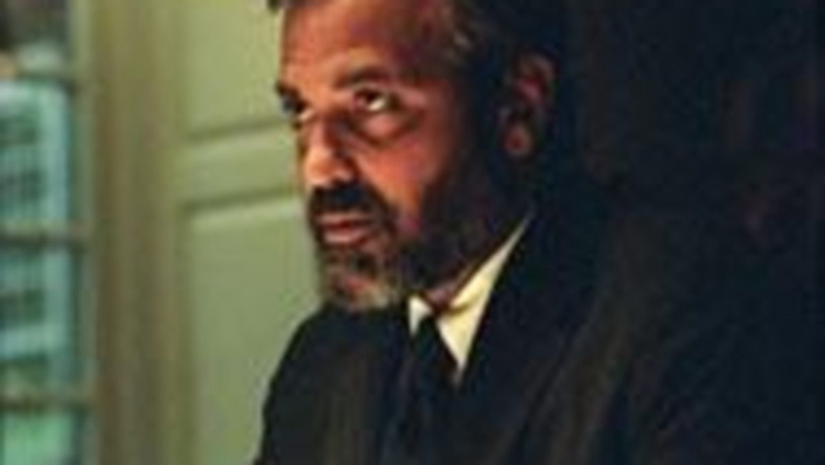 George Clooney stara się o nominację do Oscara dla najlepszego aktora drugoplanowego za rolę w dramacie politycznym "Syriana".