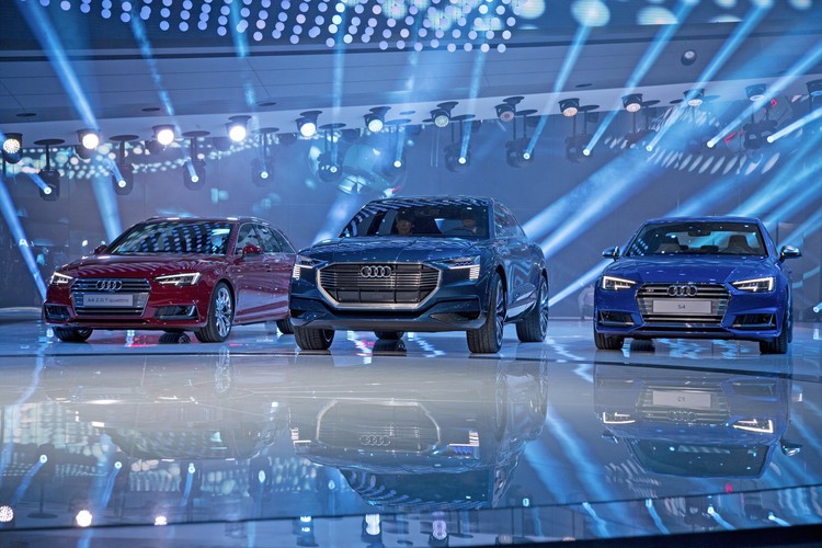 Audi A4 2.0 T quattro, Audi e-tron quattro i Audi S4