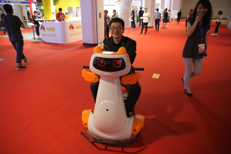 Autonomiczny skuter, który samodzielnie zawiezie pasażera do miejsca docelowego