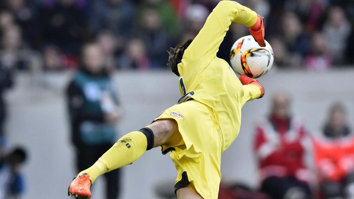 Przemysław Tytoń zaliczył kilka pewnych i udanych interwencji na otwarcie 16. kolejki Bundesligi. Jego Stuttgart zremisował na wyjeździe z FSV Mainz 0:0. Polak więcej pracy miał w drugiej połowie, a popisał się szczególnie przy dwóch strzałach piłkarzy gospodarzy.