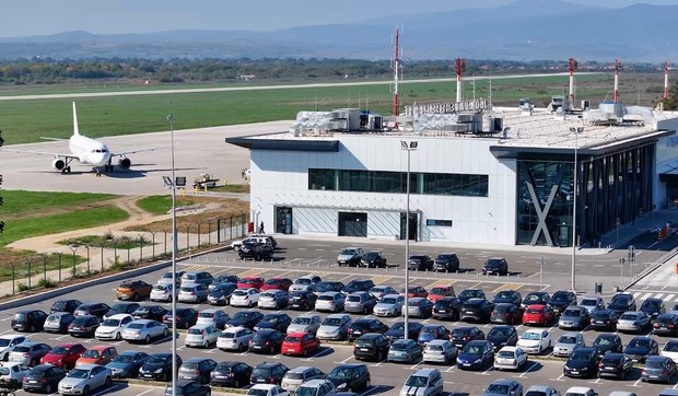 Aerodrom "Konstantin Veliki" u Nišu