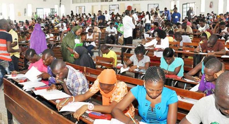 Admission seekers writing post-utme exam in UNILAG (Unilag)