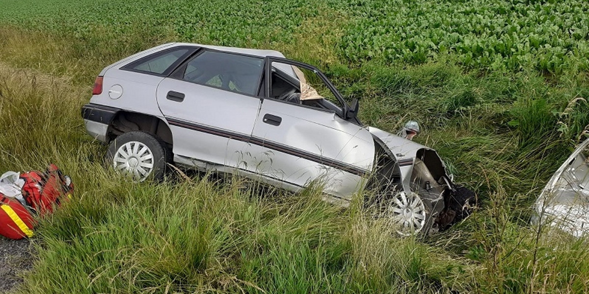 Śmiertelny wypadek między Chojnowem a Krzywą. Zderzenie z ciężarówką