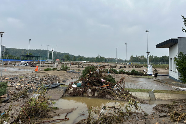 Zniszczenia po powodzi w Głuchołazach