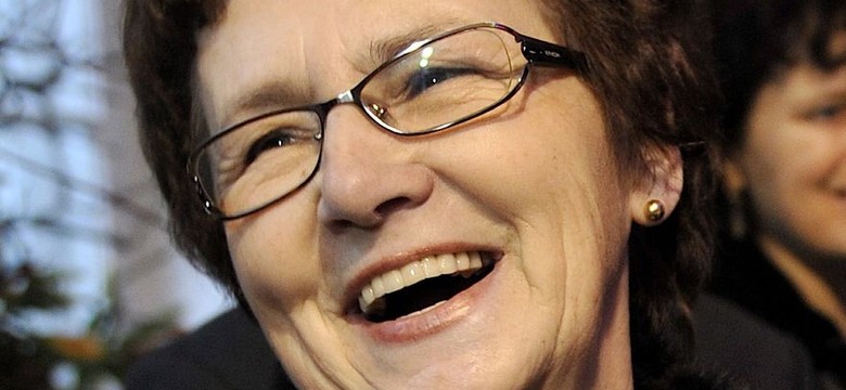 Danuta Wałęsa przerywa milczenie! Oto wielka historia z kobiecej perspektywy