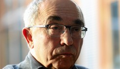 Prof. Aleksander Smolar i Monika Olejnik ostro krytykują Grossa. 'Zhańbił się'