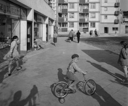 QUIZ nostalgiczny. Życie codzienne PRL. Dwa ostatnie pytania to niezła podpucha