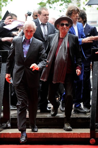 Charlie Watts i Keith Richards gośćmi uroczystego otwarcia wystawy 'Rolling Stones 50'