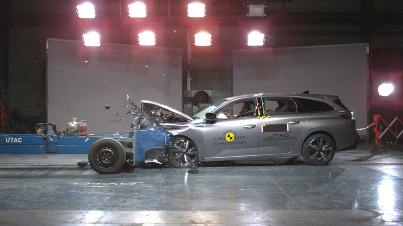 Crash-test: Peugeot 408