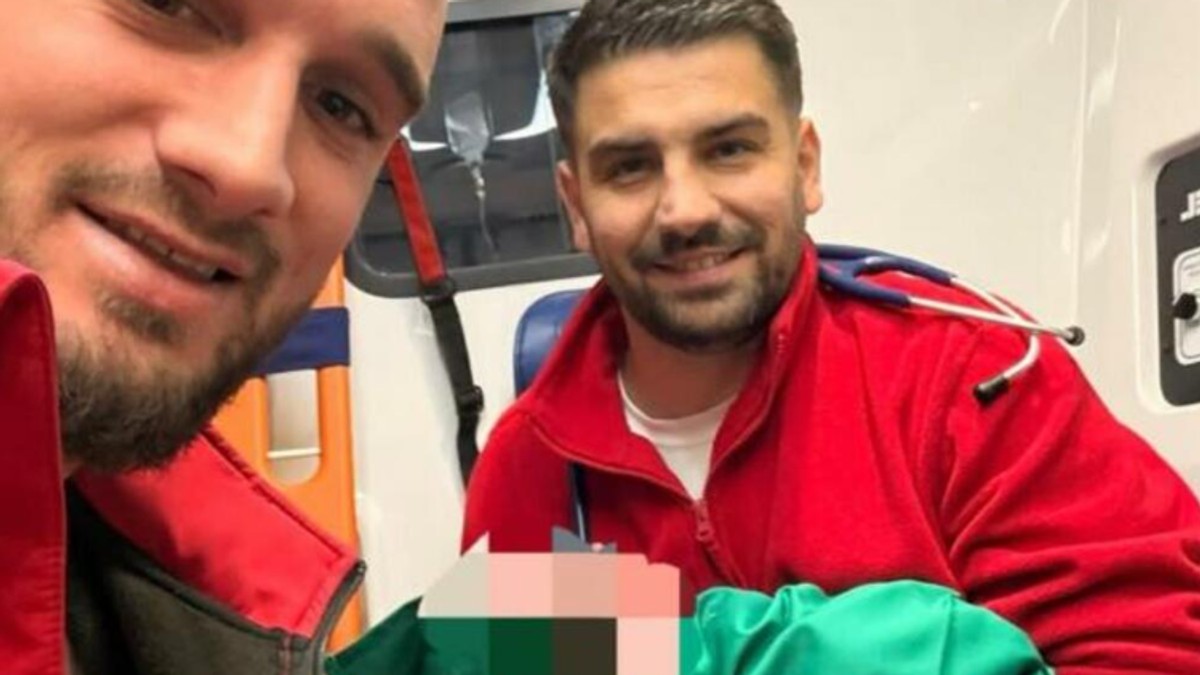 Dr Amar Kadić i medicinski tehničar Filip Mrdak