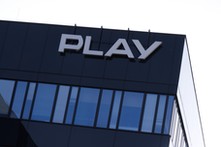 Awaria w sieci Play. Problemy z SMS-ami i MMS-ami w całej Polsce