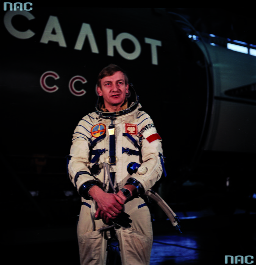 Generał kosmonauta zostanie zdegradowany! Podobnie jak Jaruzelski i Kiszczak