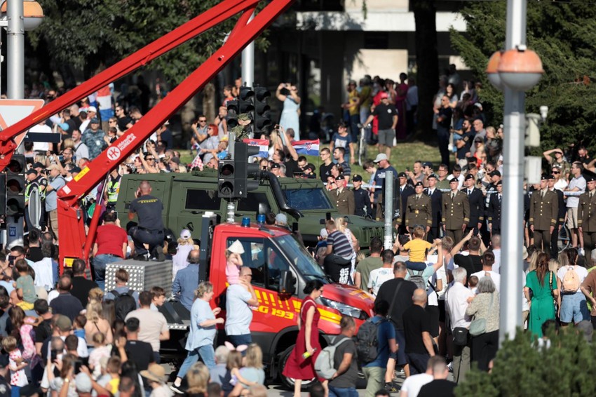 Vojna parada u Zagrebu