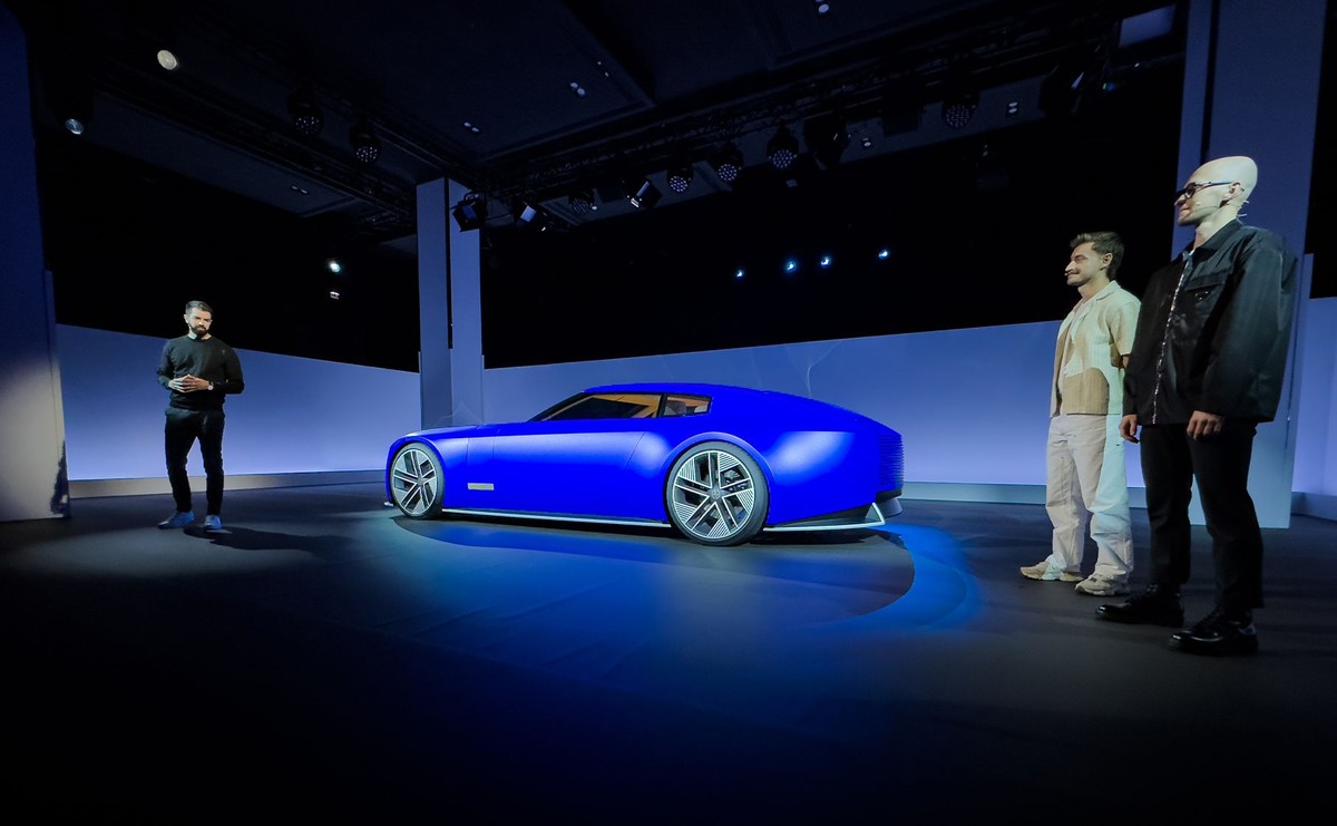 Jaguar Type 00. Premiera w Paryżu to zapowiedź brytyjskiej rewolucji