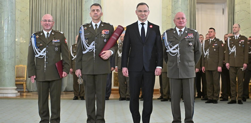 Andrzej Duda mianował dowódców. Kim są ci generałowie?